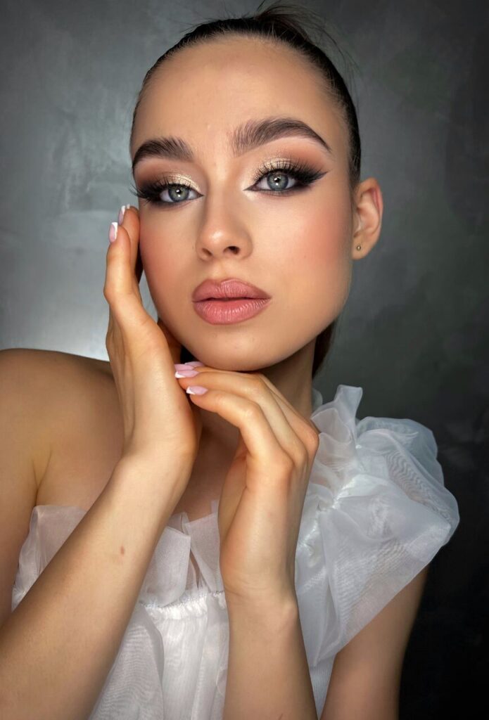 Subtelny makijaż ślubny